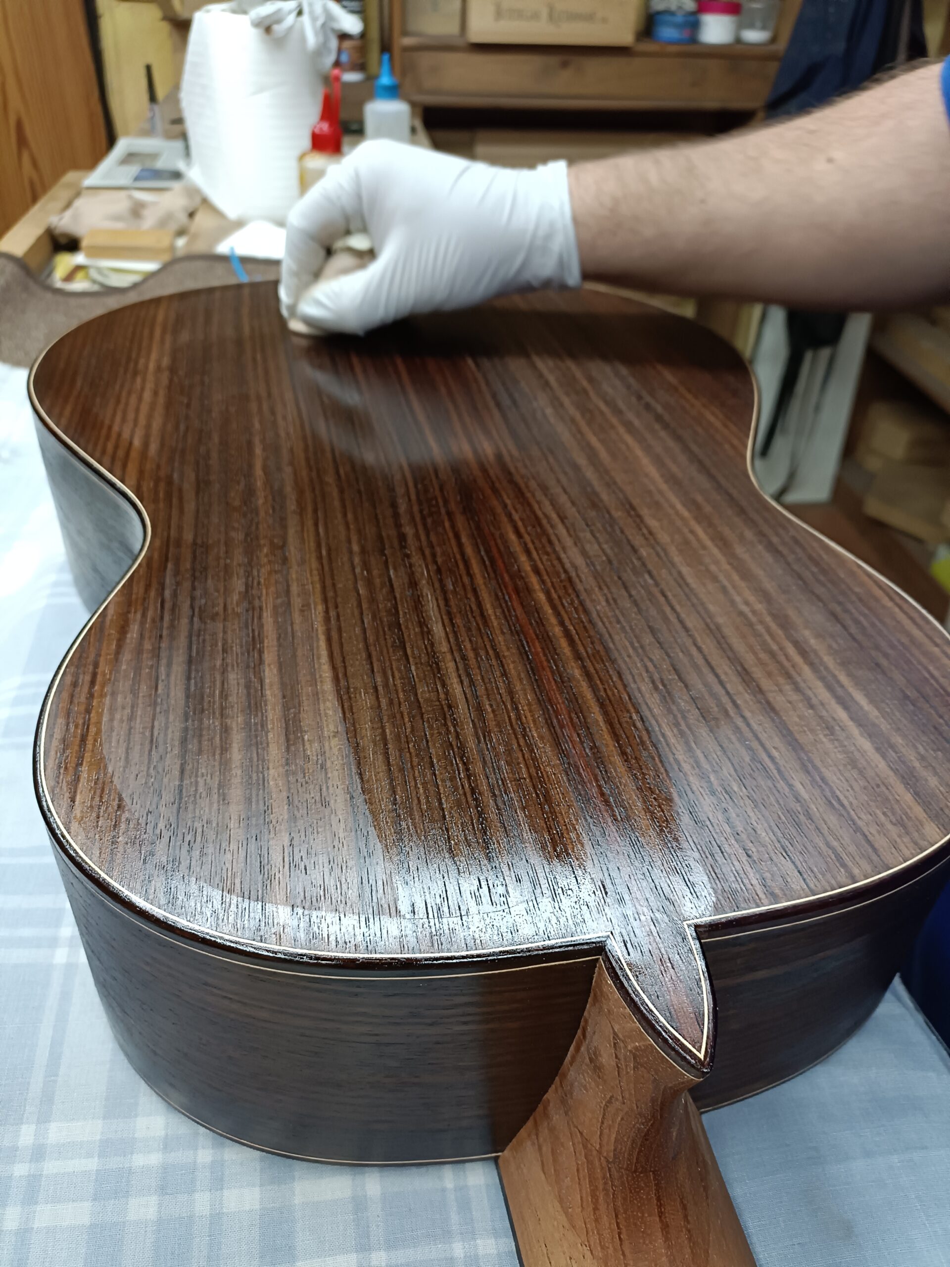 filter: 0; jpegRotation: 90; fileterIntensity: 0.000000; filterMask: 0; module:1facing:0;
hw-remosaic: 0;
touch: (-1.0, -1.0);
modeInfo: ;
sceneMode: Night;
cct_value: 4219;
AI_Scene: (-1, -1);
aec_lux: 72.0;
hist255: 0.0;
hist252~255: 0.0;
hist0~15: 0.0;