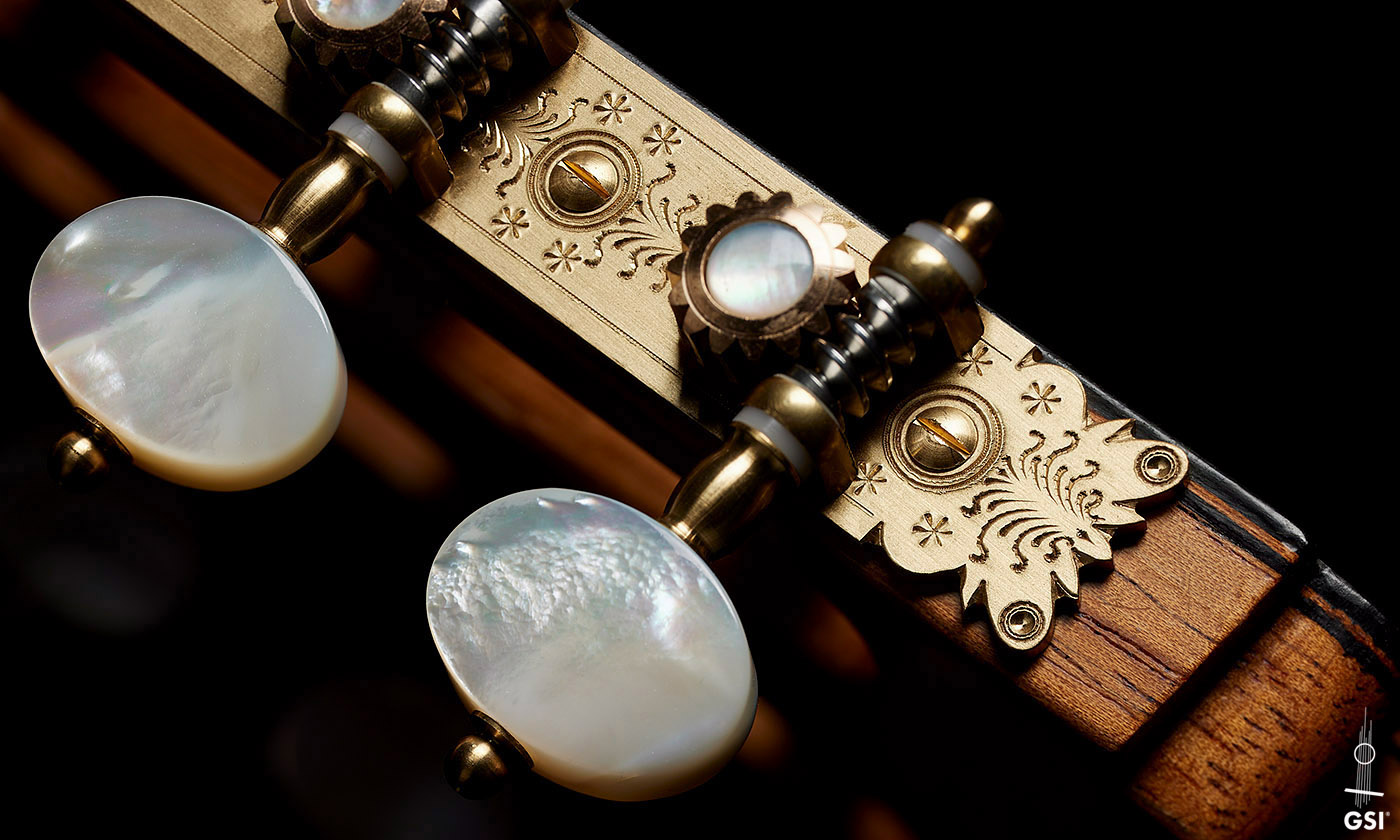 Teodoro-Perez-1884-Torres-classical-guitar-2024-La-Emperatriz-spruce-African-rosewood-machine-heads-HA1A8639